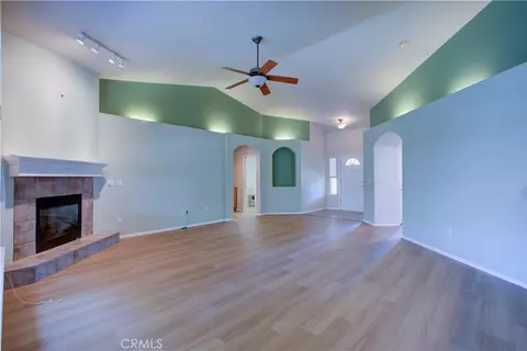 Living - 1065 Mallard, Merced, CA 95340 photo 8 of 11