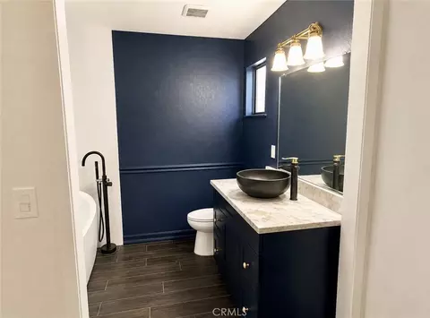 Bath - 2782 Story Ave, Merced, CA 95340 photo 7 of 8