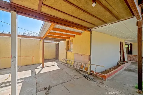 Exterior - 209 E 18th, Merced, CA 95340 photo 5 of 9