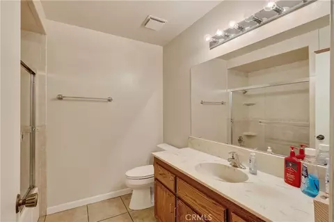 Bath - 385 Emerald, Merced, CA 95340 photo 1 of 5