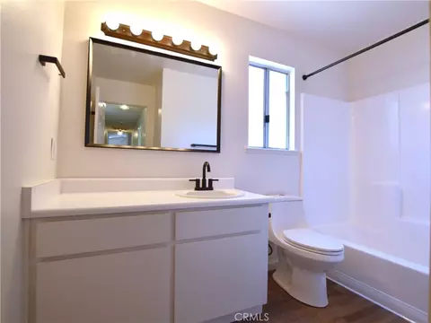 Bath - 1430 Jackson Ct, Merced, CA 95340 photo 1 of 5