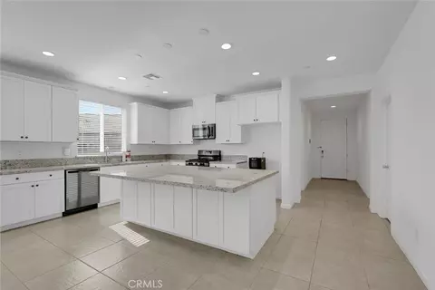 Entry Way - 3507 Sunstone Ct, Merced, CA 95340 photo 1 of 3