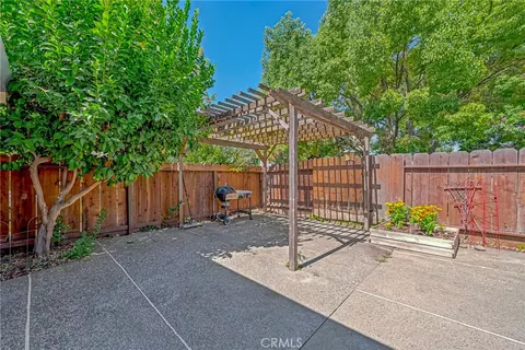 Exterior - 3311 Shamrock, Merced, CA 95340 photo 4 of 6