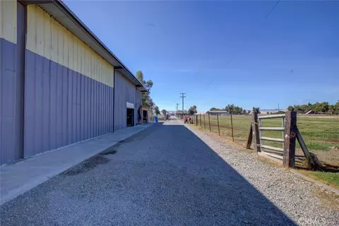 Exterior - 26704 Fahey, Gustine, CA 95322 photo 4 of 6