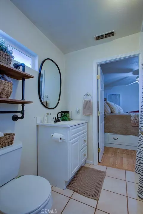 Bath - 26704 Fahey, Gustine, CA 95322 photo 1 of 3