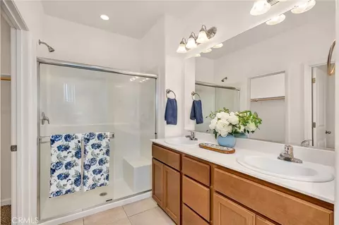 Bath - 4431 Andrea, Merced, CA 95348 photo 3 of 4