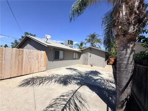 Exterior - 268 E 10th, Merced, CA 95341 photo 7 of 8