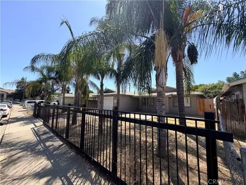Exterior - 268 E 10th, Merced, CA 95341 photo 1 of 8