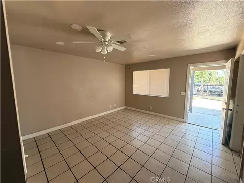 Living - 268 E 10th, Merced, CA 95341 photo 3 of 6