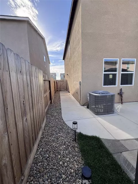 Exterior - 4180 Adobe Ct, Merced, CA 95348 photo 6 of 10