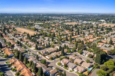 View/Area - 1068 Kiwi Ct, Merced, CA 95340 photo 4 of 4