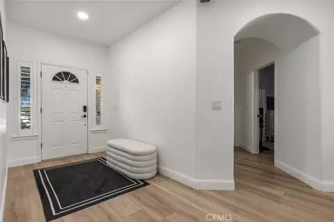 Entry Way - 1068 Kiwi Ct, Merced, CA 95340 photo 5 of 6