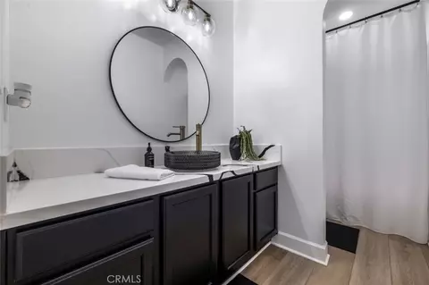 Bath - 1068 Kiwi Ct, Merced, CA 95340 photo 3 of 3
