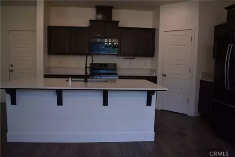 Entry Way - 2382 Explorador, Merced, CA 95340 photo 3 of 7