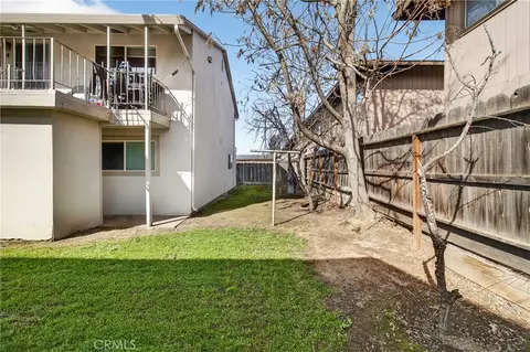 Exterior - 1962 Edwards Ave, Merced, CA 95340 photo 6 of 9