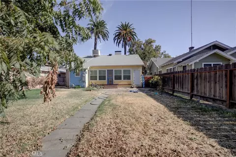 Exterior - 420 W 19th St, Merced, CA 95340 photo 3 of 9