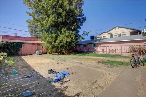 Exterior - 420 W 19th St, Merced, CA 95340 photo 1 of 9