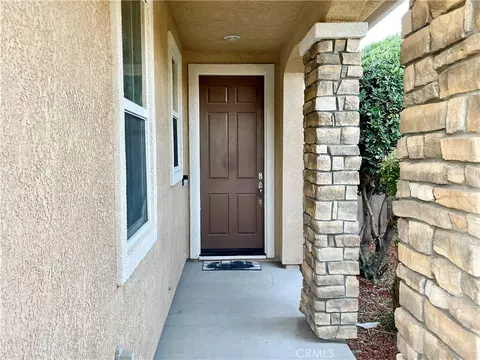 Exterior - 565 Tolman Way, Merced, CA 95348 photo 3 of 5