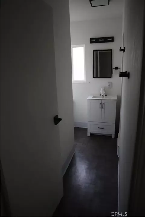 Bath - 2501 3rd Ave, Merced, CA 95340 photo 1 of 2