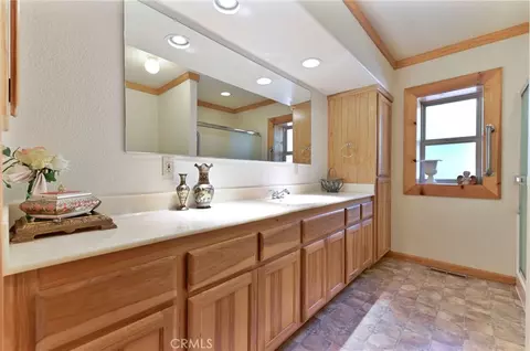 Bath - 21416 Robin, Pine Grove, CA 95665 photo 1 of 5