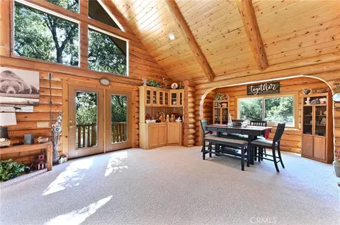 Dining - 21416 Robin, Pine Grove, CA 95665 photo 2 of 4