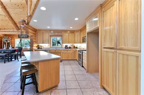 Kitchen - 21416 Robin, Pine Grove, CA 95665 photo 2 of 6