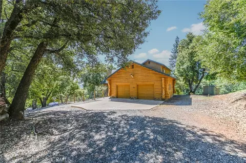 Exterior - 21416 Robin, Pine Grove, CA 95665 photo 11 of 27