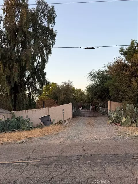 8990 East Ave, Ballico, CA 95303
