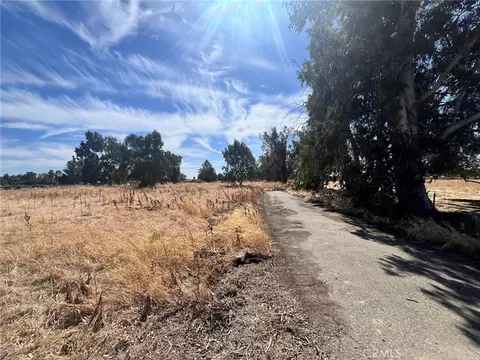 2529 La Loma Rd, Merced, CA 95340 photo 3