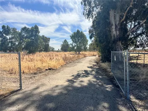 2529 La Loma Rd, Merced, CA 95340 photo 2