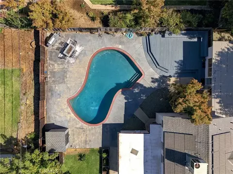 View/Area - 611 E 20th St, Merced, CA 95340 photo 2 of 4