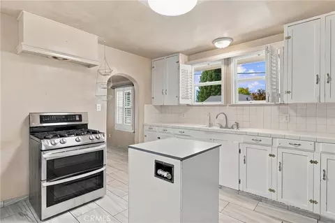 Kitchen - 611 E 20th St, Merced, CA 95340 photo 1 of 4