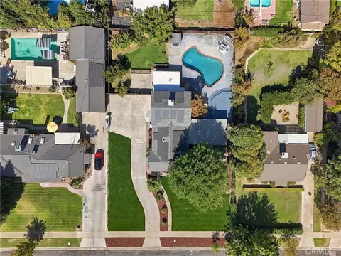 View/Area - 611 E 20th St, Merced, CA 95340 photo 1 of 4