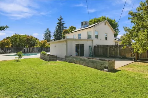 Exterior - 611 E 20th St, Merced, CA 95340 photo 8 of 12