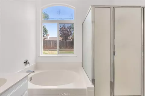 Bath - 4026 Casual Ct, Merced, CA 95340 photo 3 of 3