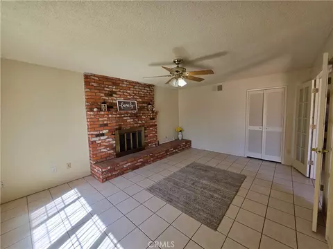 Living - 503 Kathryn Ct, Merced, CA 95348 photo 2 of 5