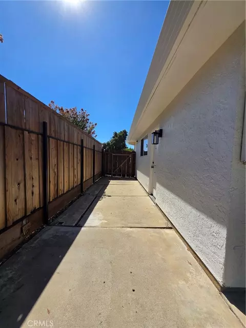 Exterior - 503 Kathryn Ct, Merced, CA 95348 photo 5 of 13