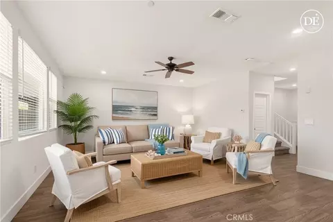 Living - 2343 Explorador, Merced, CA 95340 photo 4 of 4