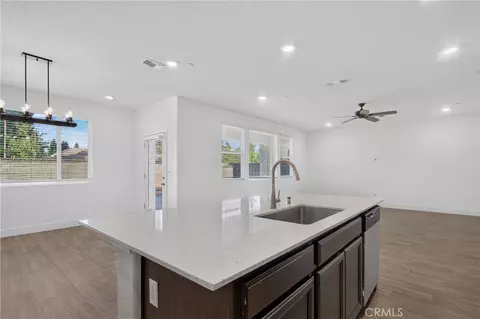 Entry Way - 2343 Explorador, Merced, CA 95340 photo 5 of 9