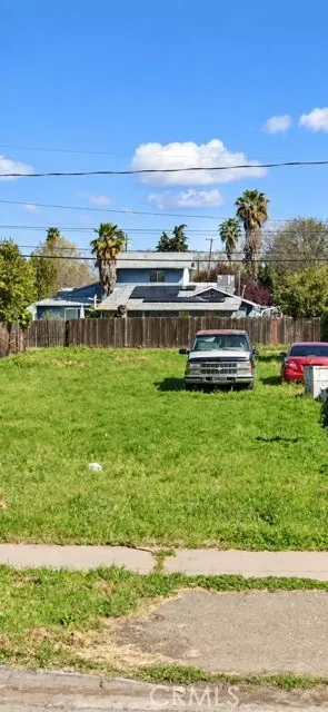 415 Broadway, Planada, CA 95365