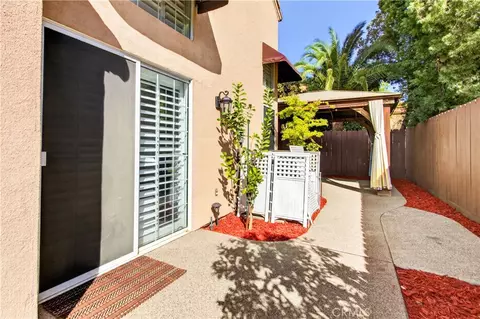 Exterior - 645 E Champlain, Fresno, CA 93730 photo 9 of 11