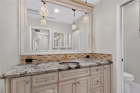 Bath - 645 E Champlain, Fresno, CA 93730 photo 1 of 7