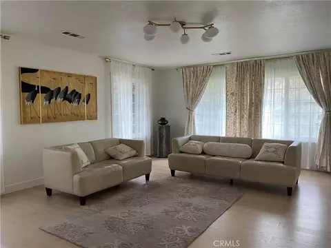 Living - 1238 Paseo Redondo, Merced, CA 95348 photo 4 of 6