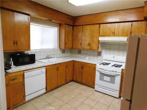 Kitchen - 1253 W 11th St, Merced, CA 95341 photo 3 of 9