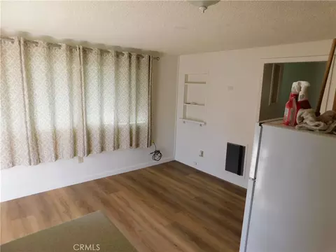 Living - 1253 W 11th St, Merced, CA 95341 photo 4 of 7