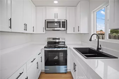Kitchen - 57 Topeka, Planada, CA 95365 photo 1 of 1