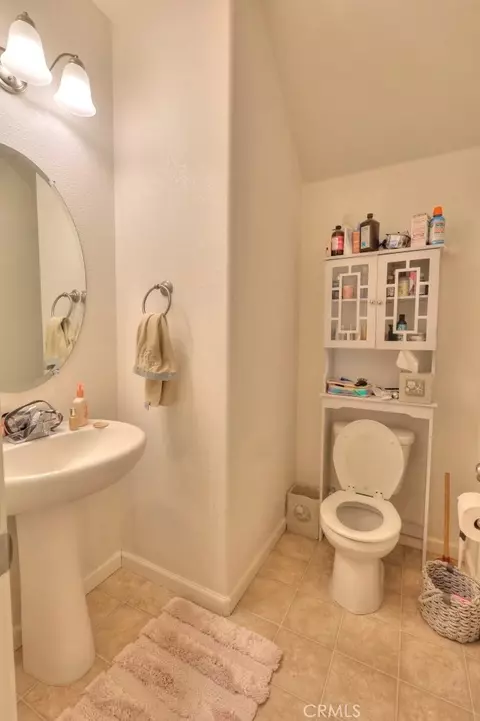 Bath - 2995 Masterson, Merced, CA 95348 photo 1 of 5