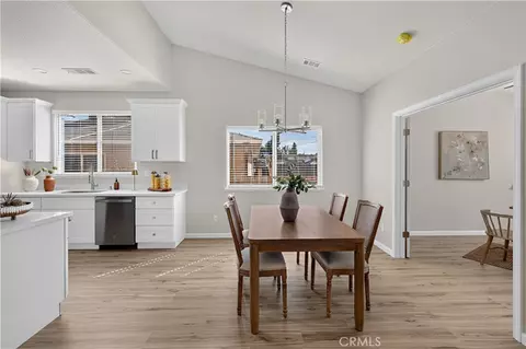 Dining - 1038 W 24th, Merced, CA 95340 photo 3 of 4