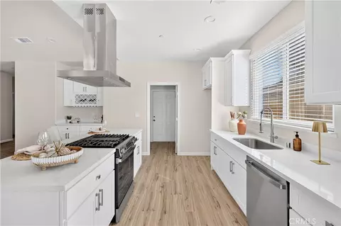 Kitchen - 1038 W 24th, Merced, CA 95340 photo 2 of 5