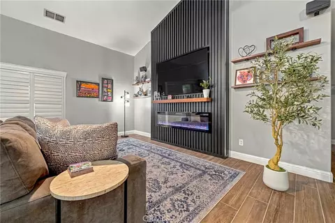Living - 3247 Willow Run, Merced, CA 95340 photo 3 of 3